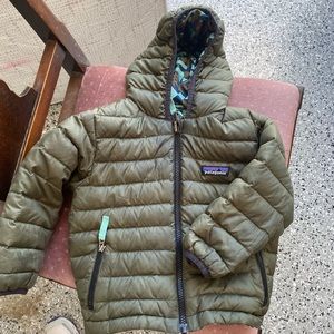 Reversible down hoodie jacket